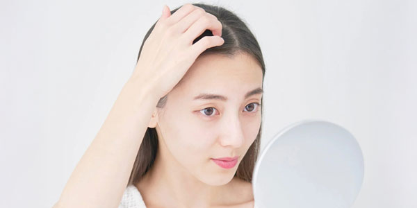 後ろからの視線が気になる 分け目・つむじの見えやすさ